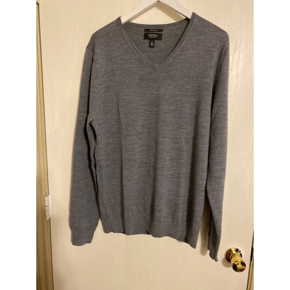 Nordstrom Mens Shop 100% Merino Wool V-Neck Sweater Grey Large RN58665
0301
